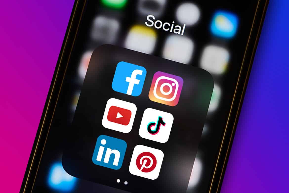 Tải hình ảnh lên Facebook, Instagram, YouTube và TikTok có thể là một thách thức đối với bạn, nhưng không lo, chỉ cần có kích thước đúng, tất cả chúng sẽ trông tuyệt vời. Xem hình ảnh để biết cách lấy kích thước ảnh đúng!